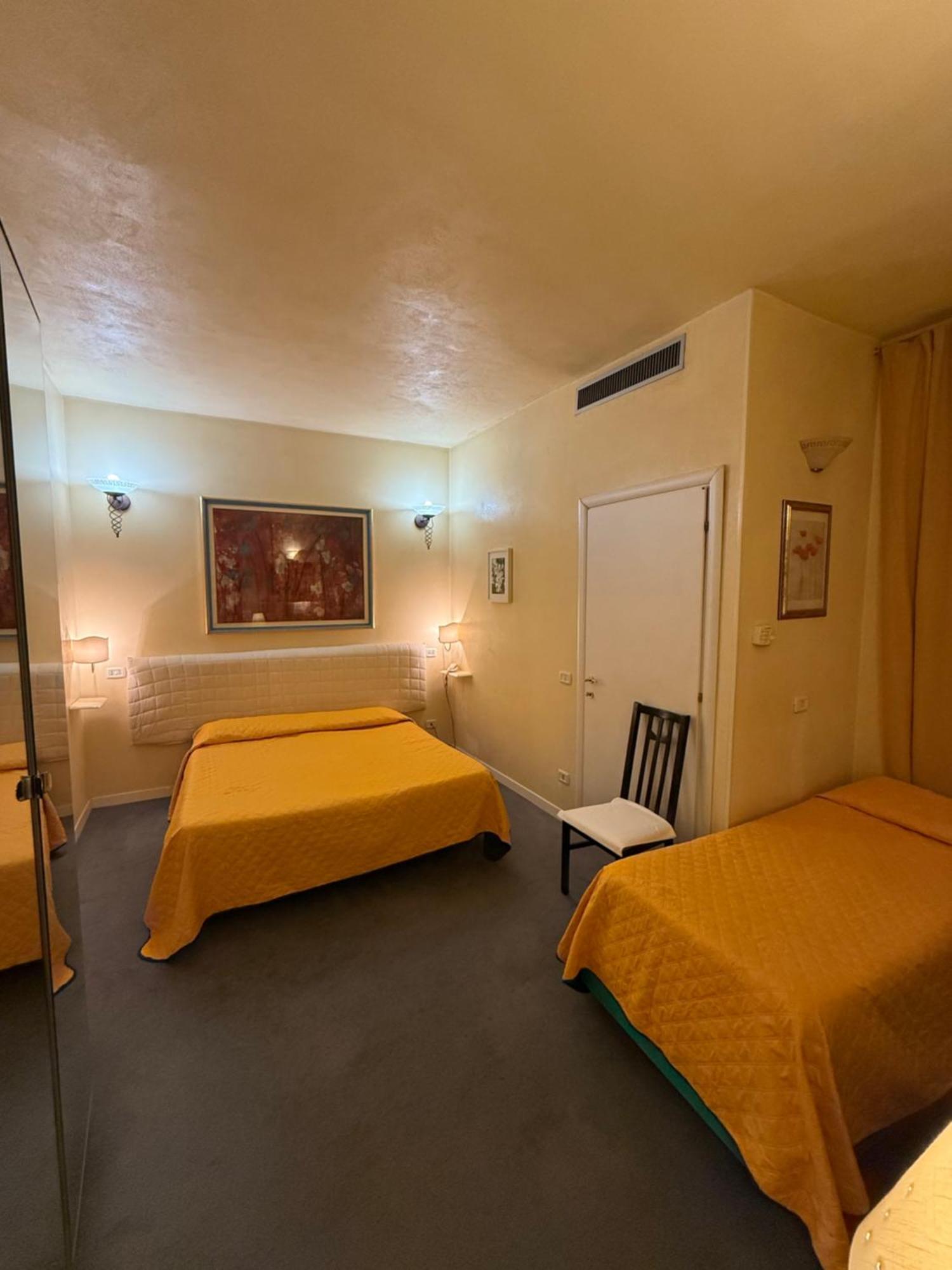 Europa Fiera Rho Hotel Екстериор снимка