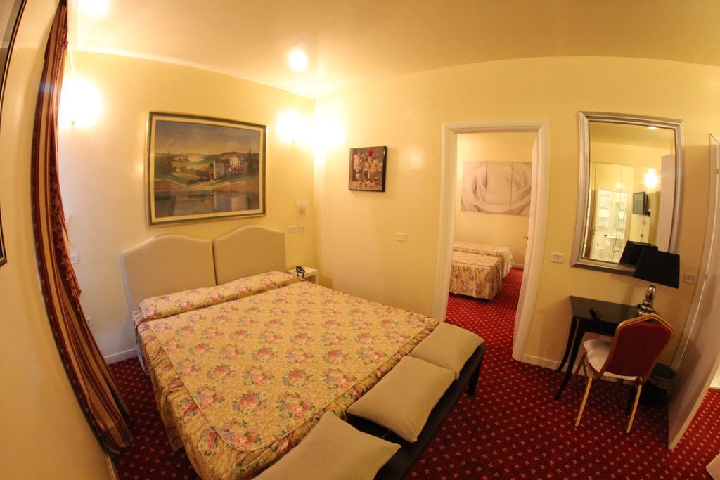 Europa Fiera Rho Hotel Стая снимка