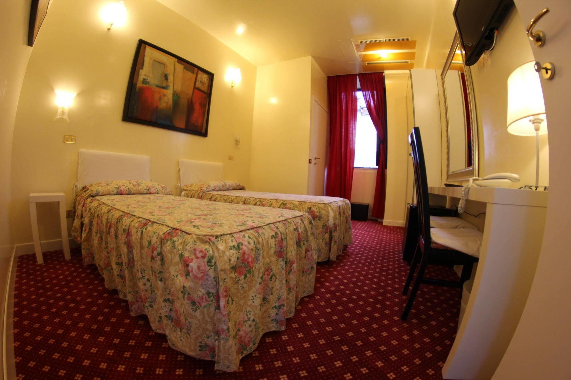 Europa Fiera Rho Hotel Екстериор снимка