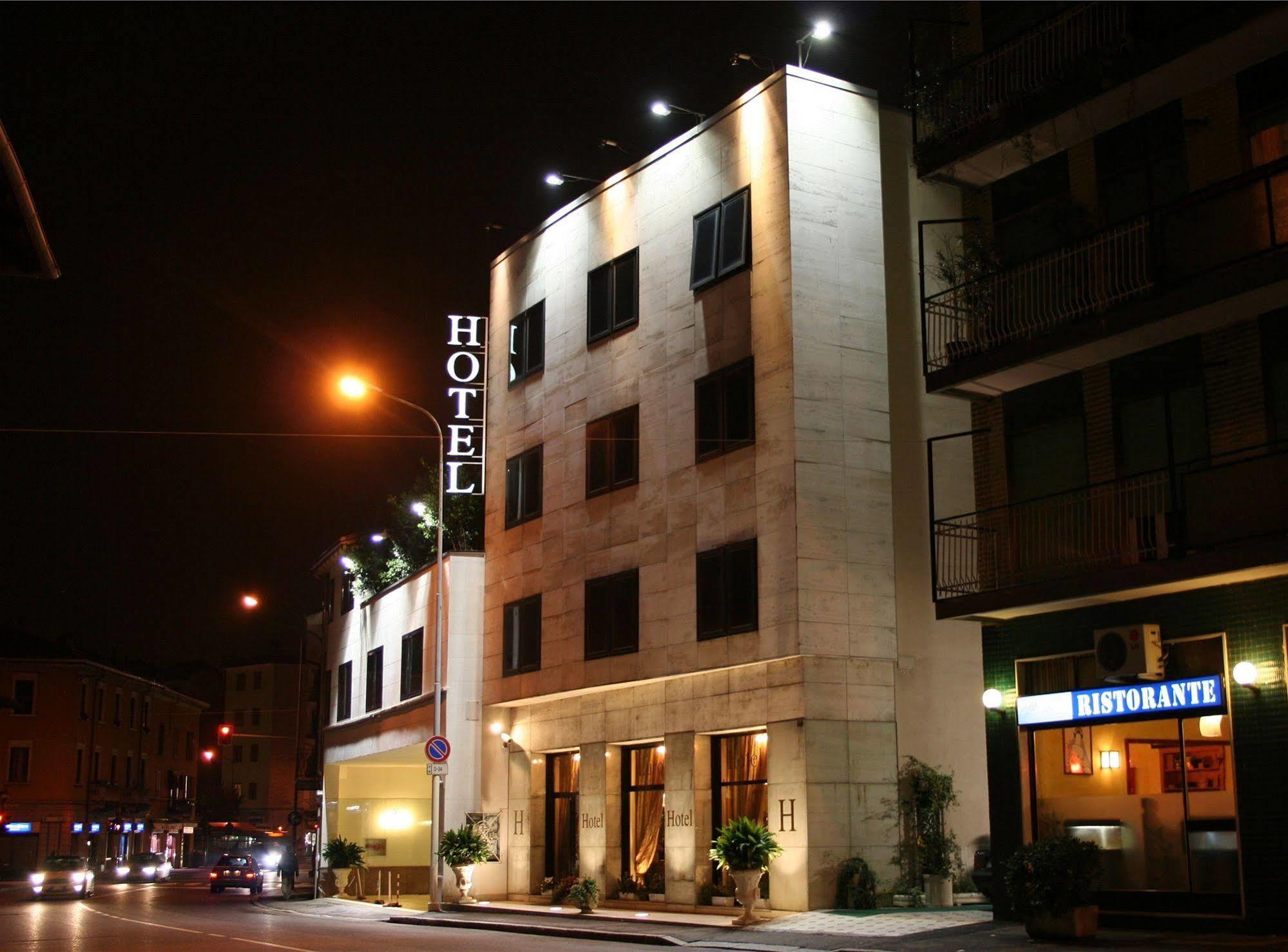 Europa Fiera Rho Hotel Екстериор снимка